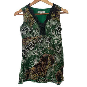 Beth Bowley Green and Black Tiger Jungle Print 100% Silk V-Neck Top • Size 2 ⬇️